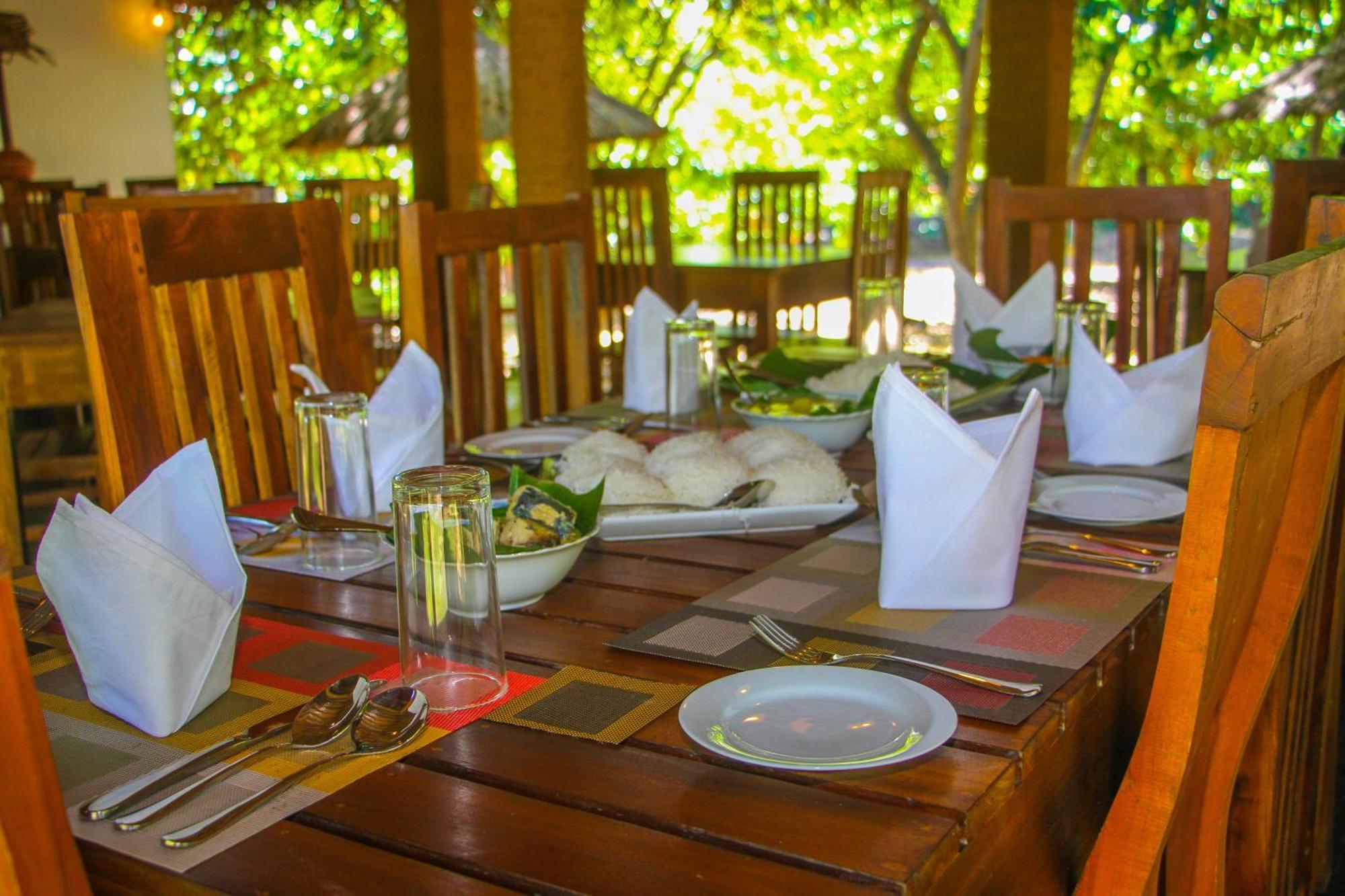 Ceylon Amigos Eco Resort Sigiriya Exterior foto